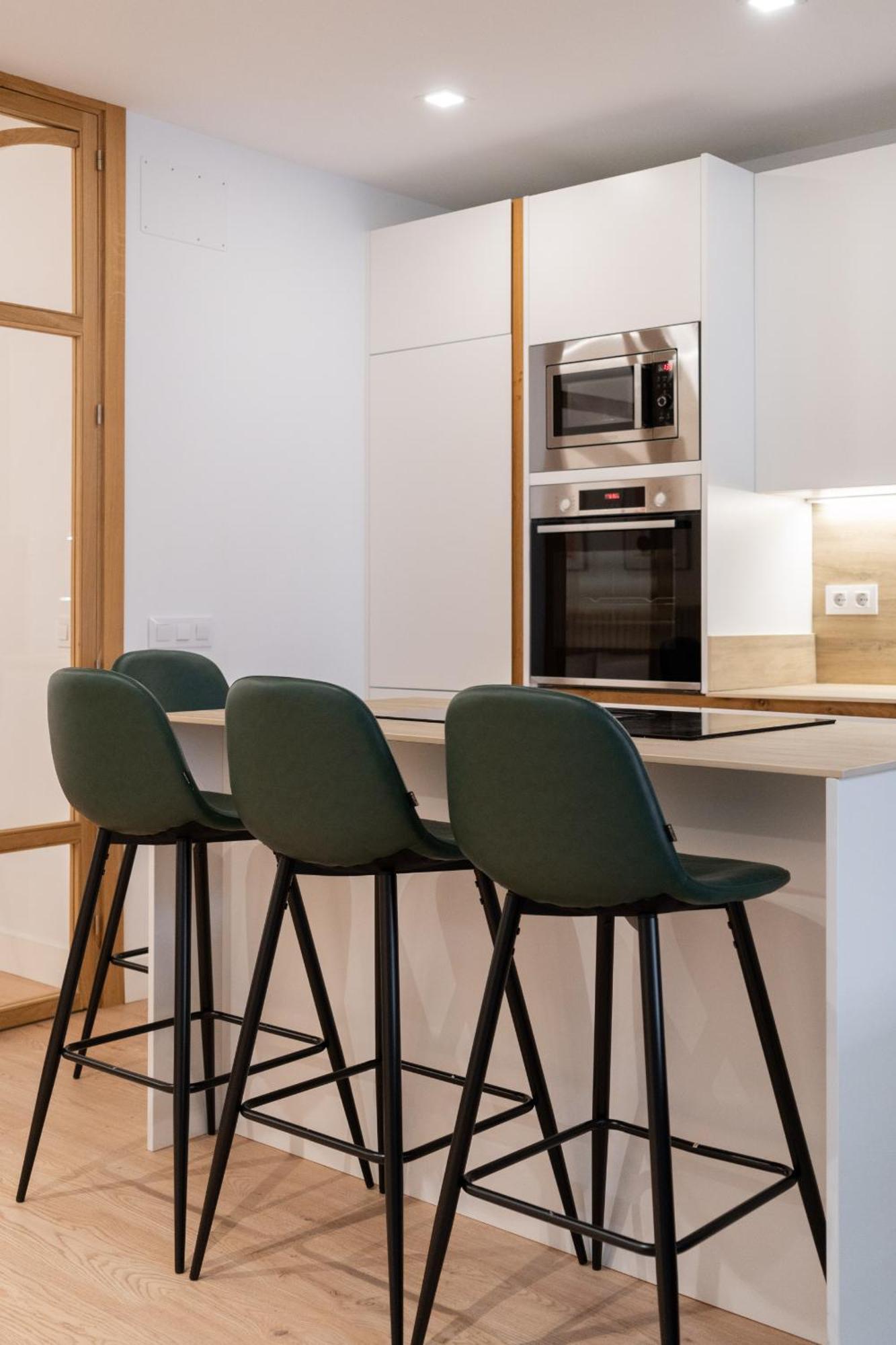 Apartamento Reformado Para 6 Personas En Plena Gran Via Alquiler Temporal Madri Exterior foto